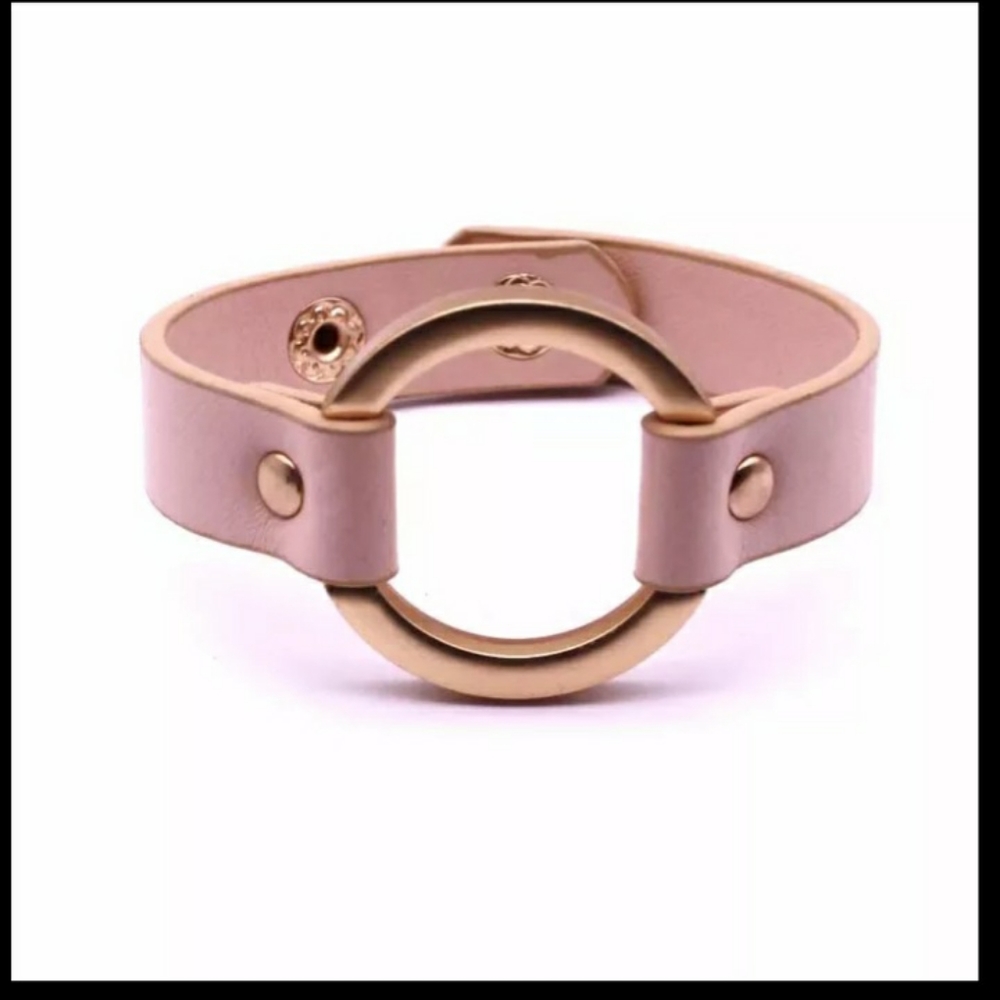💗💗💞💕Pink circle bracelet 💗 💓 💕